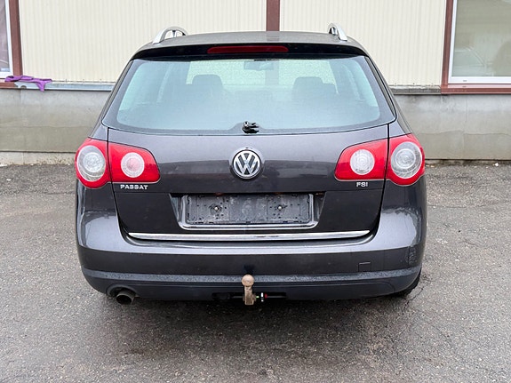 Volkswagen Passat 5 of 5