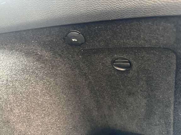 Volkswagen Passat 22 of 25