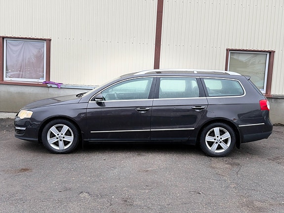 Volkswagen Passat 4 of 5