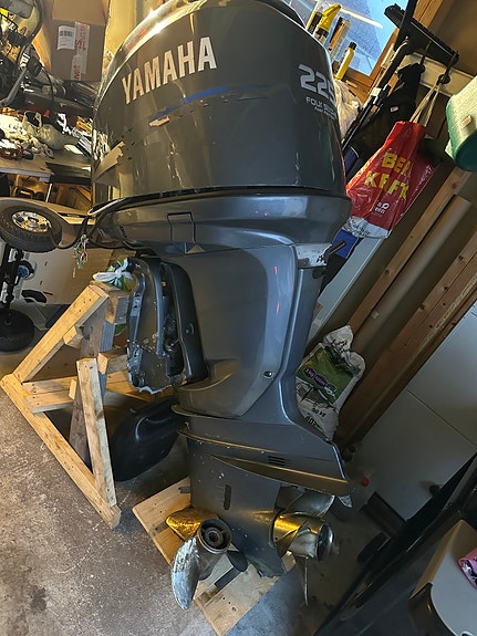 Rep. objekt Yamaha F225 4-stroke injection 2 of 9