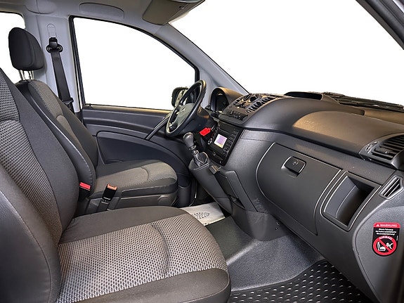 Mercedes-Benz Vito 22 of 23