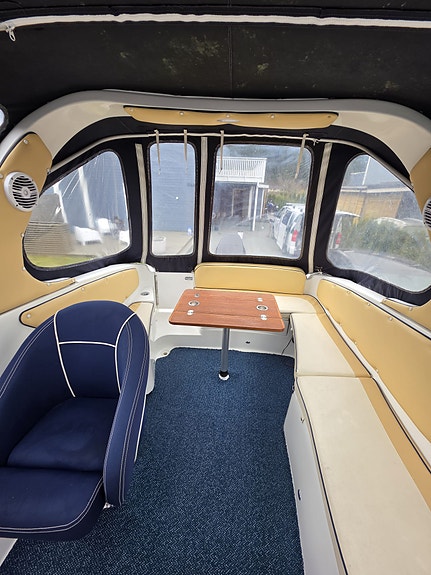 Ferieklar Saver 650 cabin sport. Italiensk Stor weekender med liggeplass til 4 5 of 5