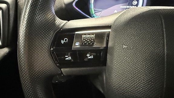 DS 3 Crossback 11 of 30