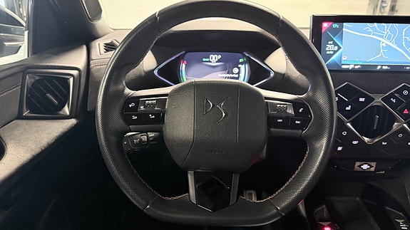 DS 3 Crossback 10 of 30