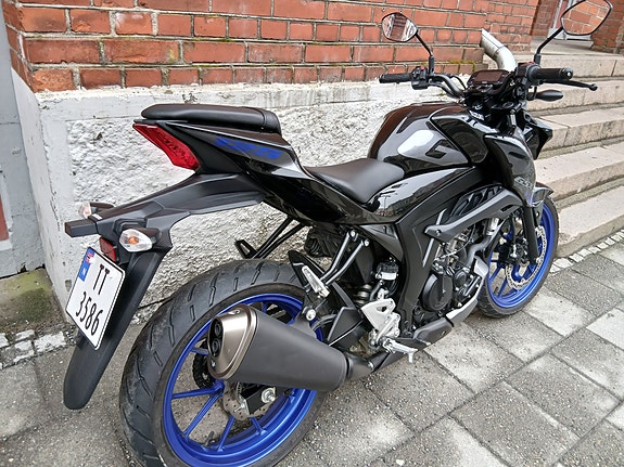 Suzuki GSX-S 125 2 of 5