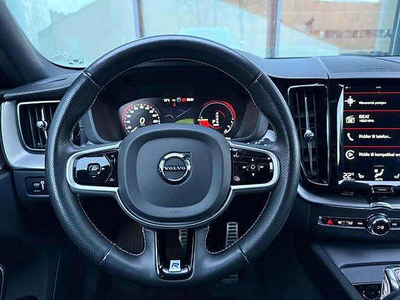 Volvo XC60 26 of 30