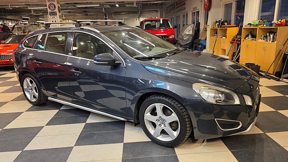 Volvo V60 5 of 5