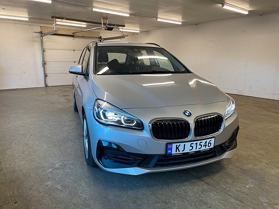 BMW 225xe 9 of 22
