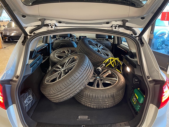 BMW 225xe 21 of 22