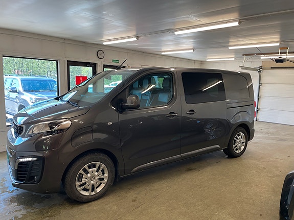 Peugeot e-Expert 2 of 5