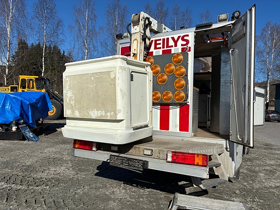Andre Mercedes Benz Atego lift bil. 15 of 25