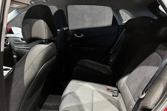 Hyundai Kona 13 of 15