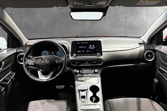 Hyundai Kona 11 of 15