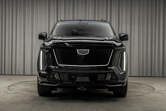 Cadillac Escalade 9 of 30