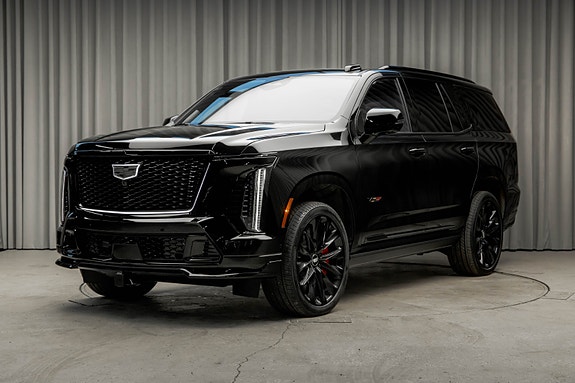 Cadillac Escalade 10 of 30