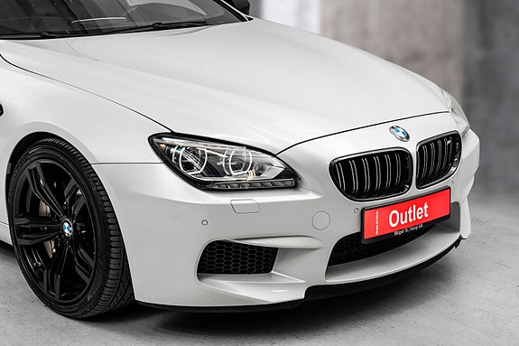 BMW M6 2 of 5