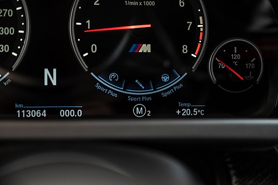 BMW M6 25 of 30