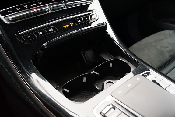 Mercedes-Benz EQC 20 of 30