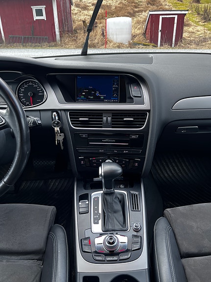 Audi A4 allroad 9 of 9