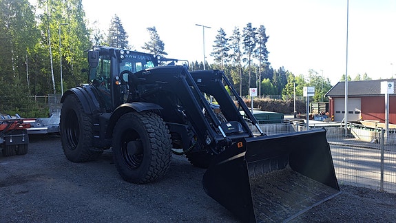 Valtra T235 2023, kr 1 795 000,-