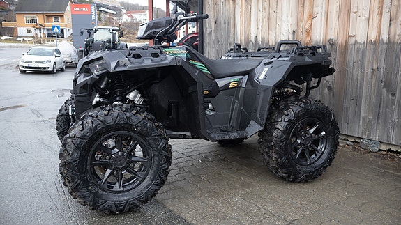 Polaris Sportsman XP 1000S - 40TH EDITION 4 of 5