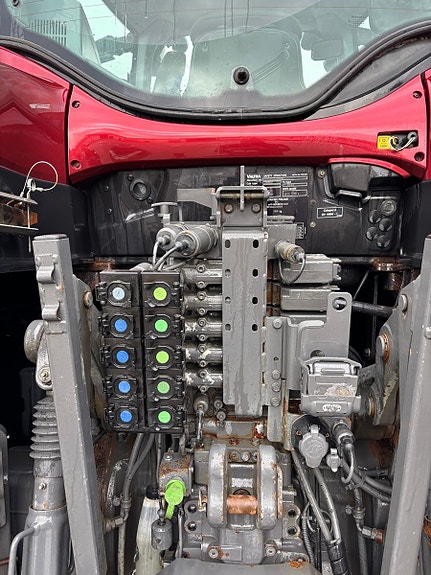 Valtra T234 Direct, fronthydraulikk, kun 3700 t. Nye dekk 2018, kr 1 129 000,-