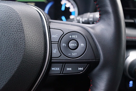 Toyota RAV4 Plug-in Hybrid 24 of 30