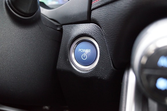 Toyota RAV4 Plug-in Hybrid 30 of 30