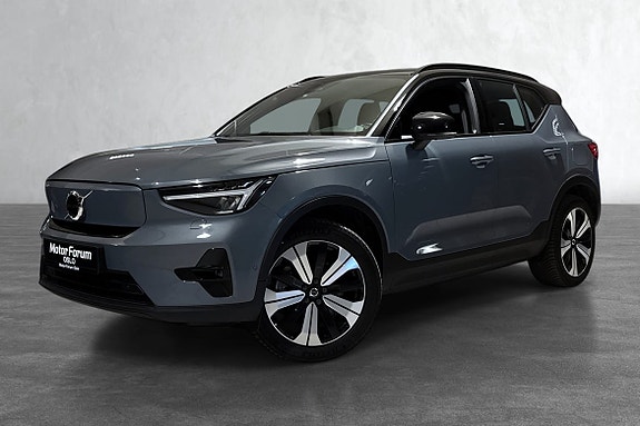 Markant front med LED-lys og 19" Black Diamond Cut-felger.