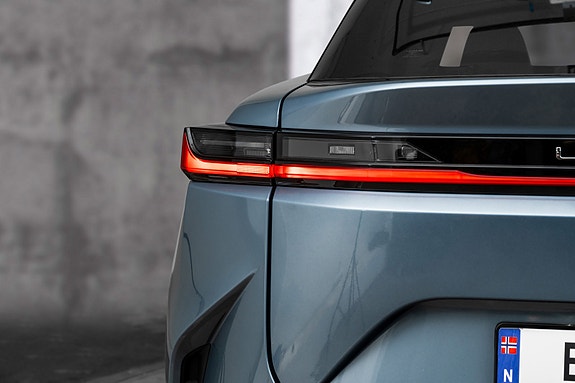 Lexus RZ300e 9 of 21