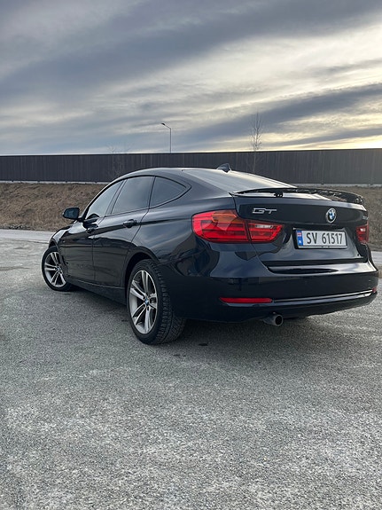 BMW 320d 14 of 30