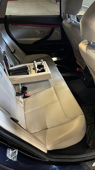 BMW 320d 22 of 30