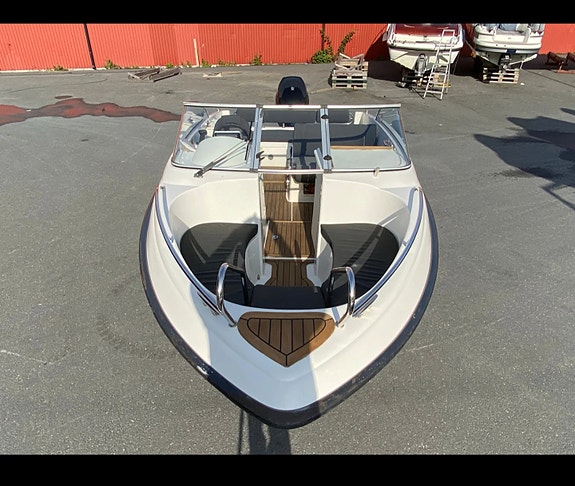 Askeladden 615 BowRider 4 of 5