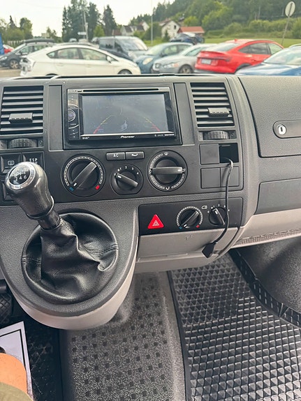 Volkswagen Transporter 20 of 30
