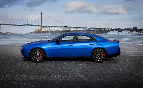 Dodge Charger 3 of 5