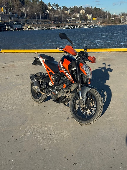 KTM 125 Duke 6 of 12