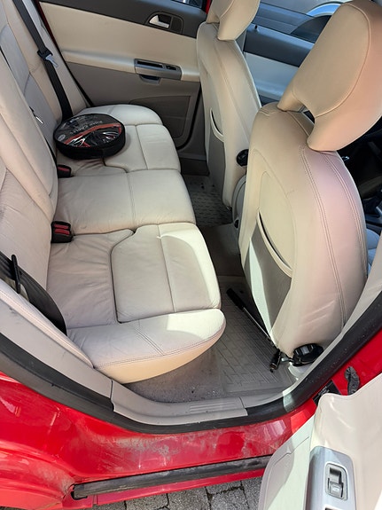 Volvo S40 7 of 9