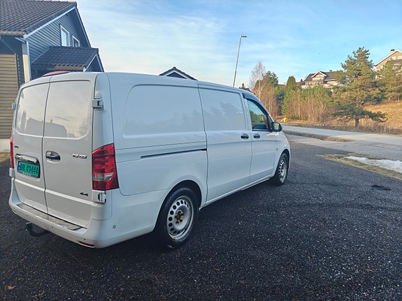 Mercedes-Benz Vito 119 4 of 5
