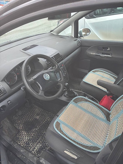 Volkswagen Sharan 6 of 10