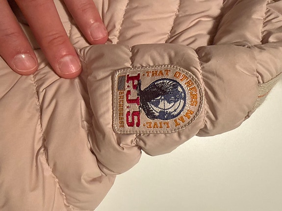 Product image 6 of 9