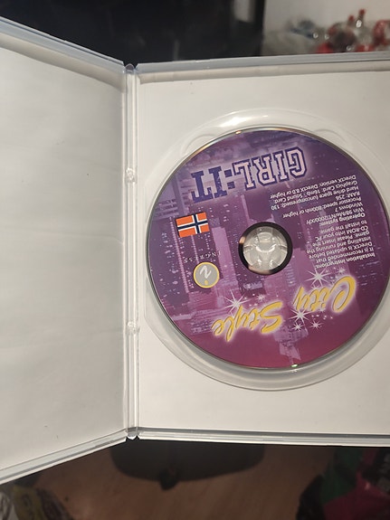 Product image 3 of 3