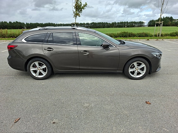 Mazda 6 4 of 15