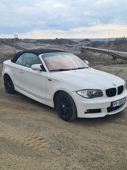 BMW 118d 3 of 30