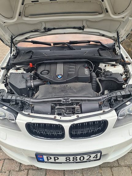 BMW 118d 22 of 30