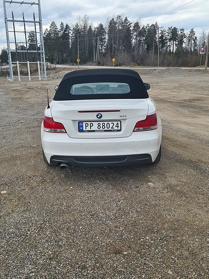 BMW 118d 4 of 30