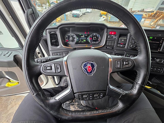 Scania R500 B6x2*4 Kranbil HMF 3220 32 tm, plan, 55 802 km 29 of 30