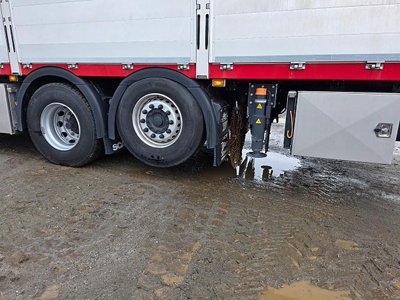 Scania R500 B6x2*4 Kranbil HMF 3220 32 tm, plan, 55 802 km 10 of 30