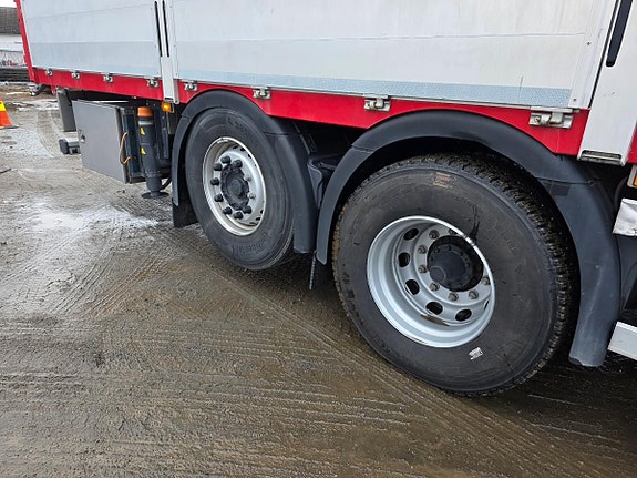 Scania R500 B6x2*4 Kranbil HMF 3220 32 tm, plan, 55 802 km 18 of 30