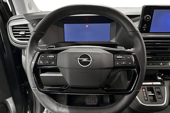 Opel Vivaro 5 of 5