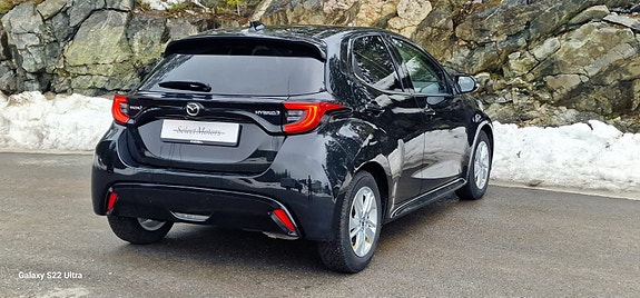 Mazda 2 2 of 5